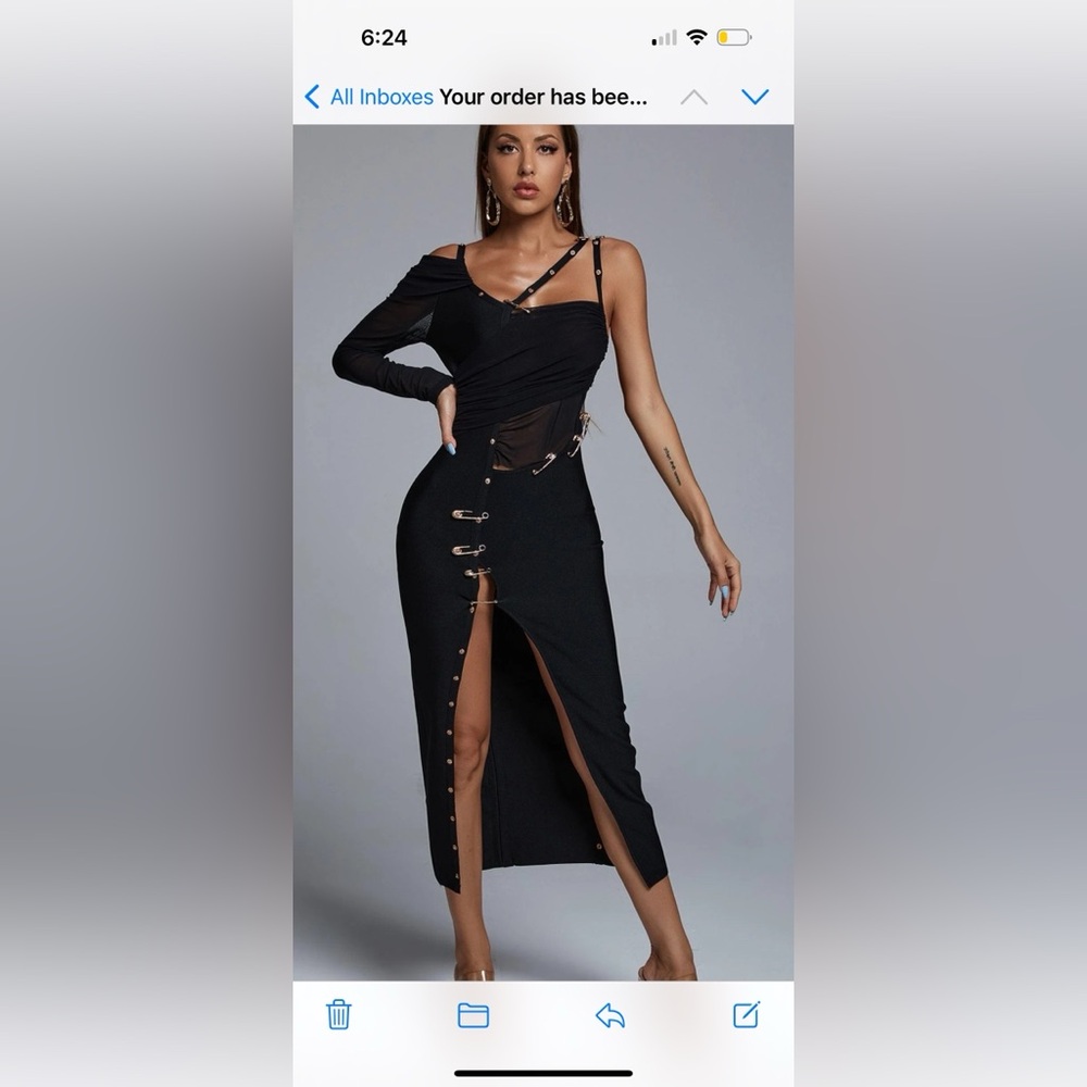 Bella Barnett Dress